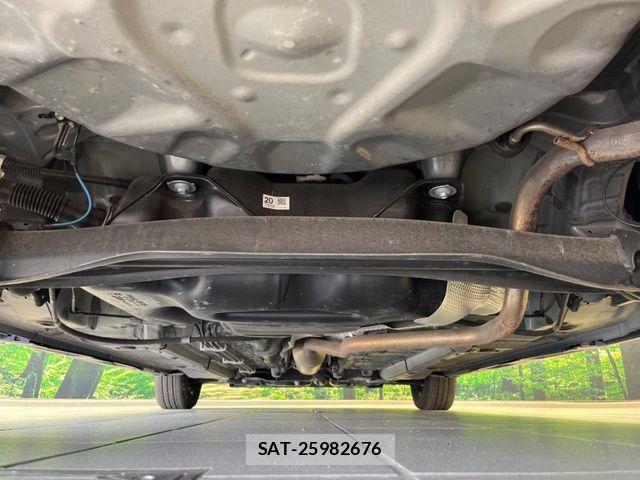 Toyota YARIS 2023-06 8439172-18