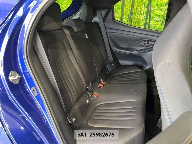 Toyota YARIS 2023-06 8439172-8