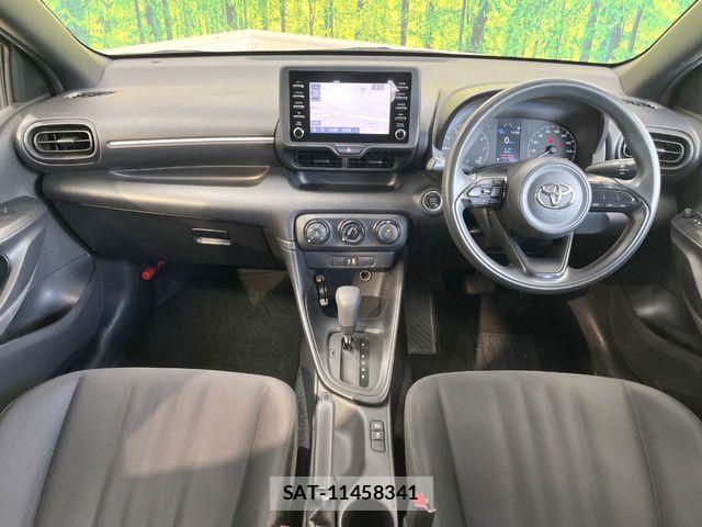Toyota YARIS 2021-08 8458858-1