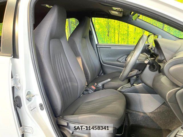 Toyota YARIS 2021-08 8458858-7
