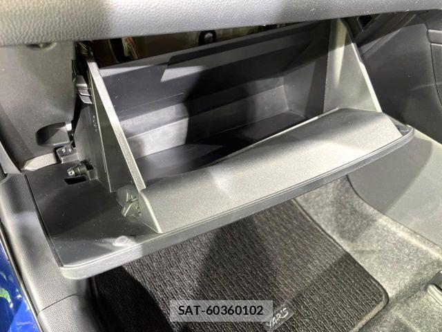 Toyota YARIS 2020-11 8458857-19