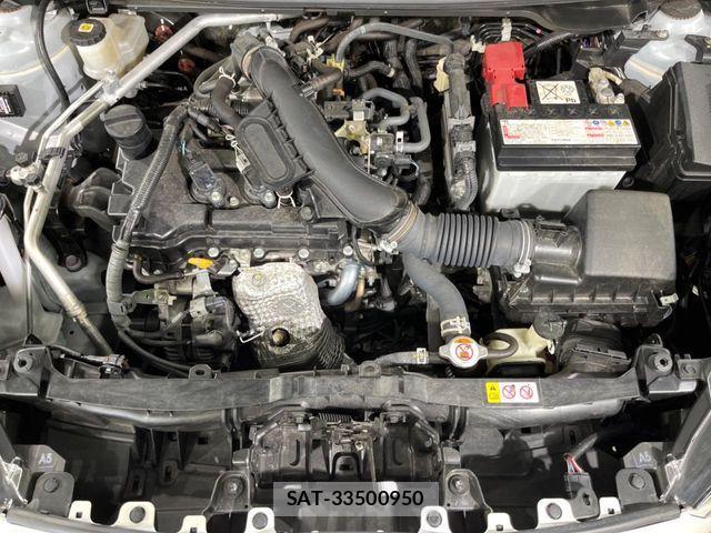 Toyota YARIS 2022-03 8458856-17