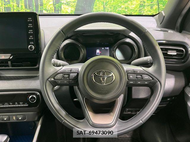 Toyota YARIS 2020-10 8486324-10