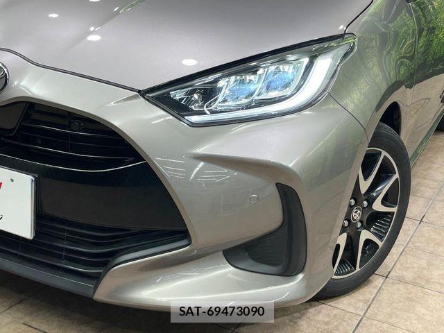 Toyota YARIS 2020-10 8486324-11