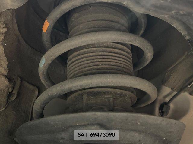 Toyota YARIS 2020-10 8486324-19