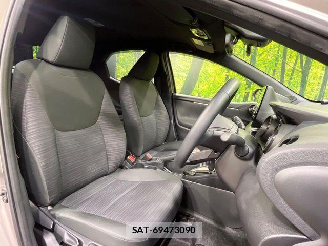 Toyota YARIS 2020-10 8486324-7