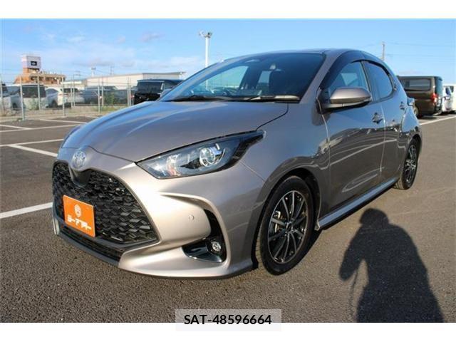 Toyota YARIS 2025-01 8486323-25