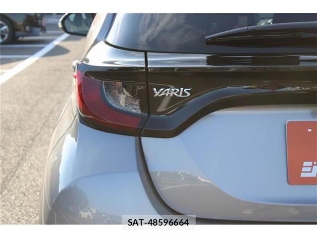 Toyota YARIS 2025-01 8486323-27