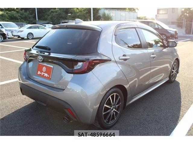 Toyota YARIS 2025-01 8486323-28
