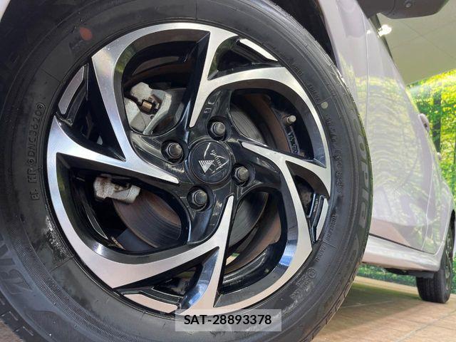 Toyota YARIS 2020-09 8486325-12