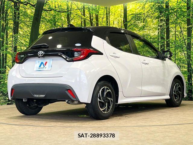 Toyota YARIS 2020-09 8486325-16