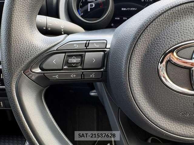 Toyota YARIS 2021-08 8486333-17