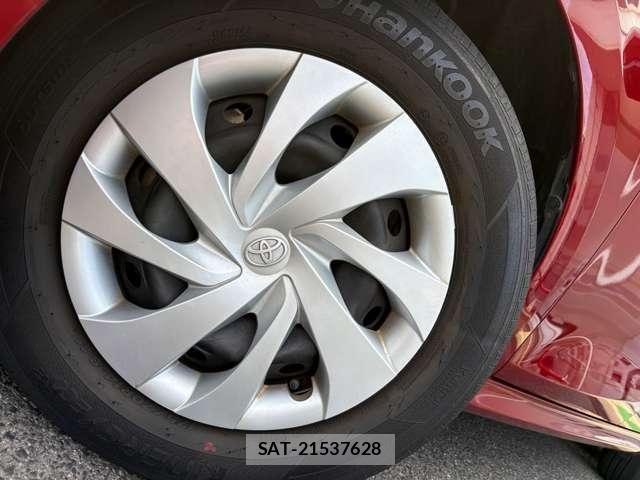 Toyota YARIS 2021-08 8486333-3
