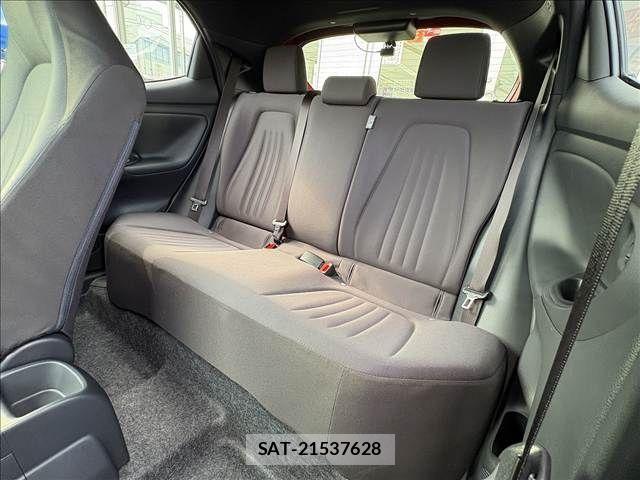 Toyota YARIS 2021-08 8486333-8