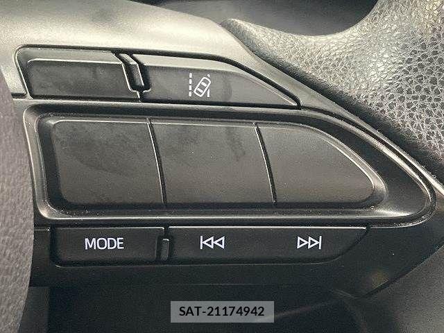Toyota YARIS 2021-01 8486331-4