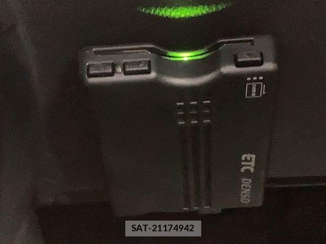 Toyota YARIS 2021-01 8486331-7