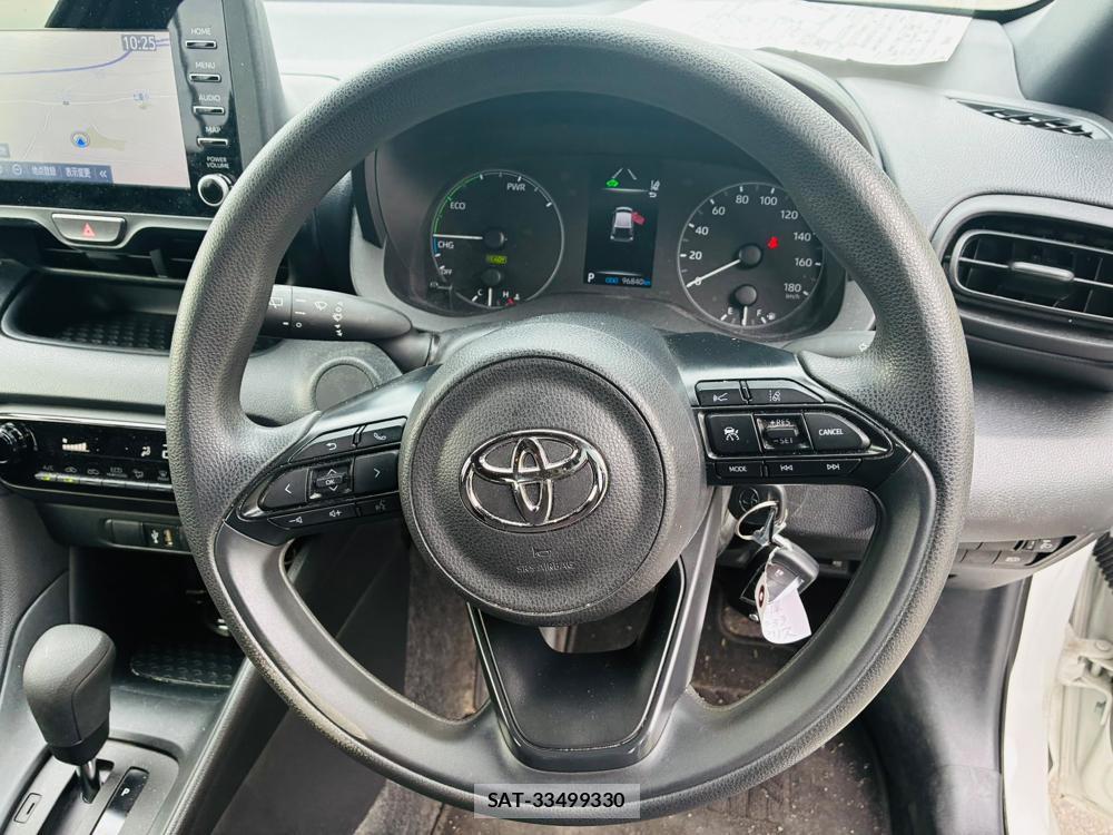 Toyota YARIS 2023-07 8079878-14