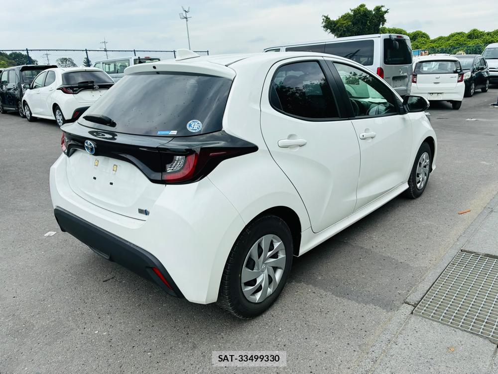 Toyota YARIS 2023-07 8079878-4