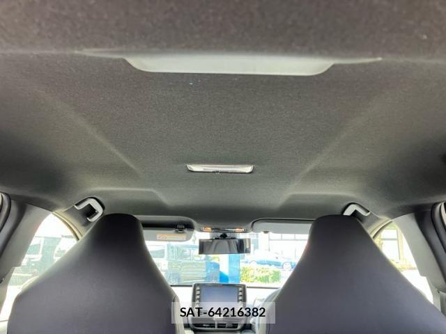 Toyota YARIS 2020-06 8528451-11