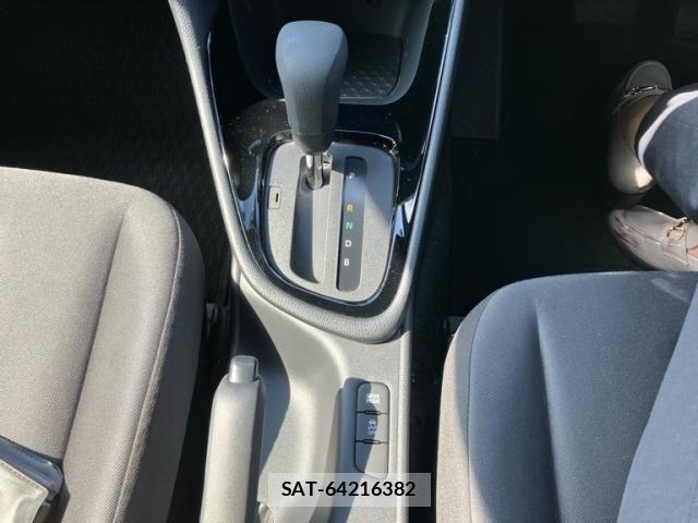 Toyota YARIS 2020-06 8528451-19