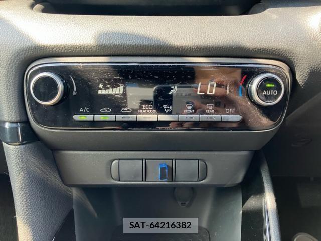 Toyota YARIS 2020-06 8528451-20