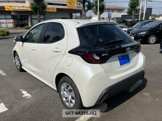 Toyota YARIS 2020-06 8528451-3