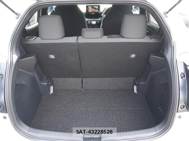 Toyota YARIS 2026-01 8528443-15