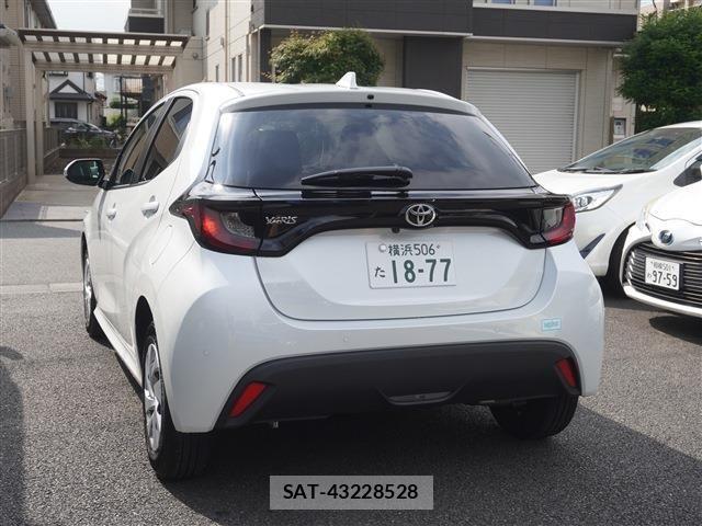 Toyota YARIS 2026-01 8528443-2