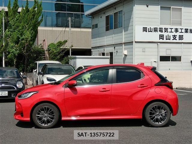 Toyota YARIS 2020-07 8528452-10