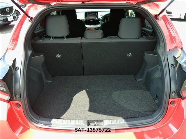 Toyota YARIS 2020-07 8528452-16