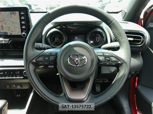 Toyota YARIS 2020-07 8528452-24