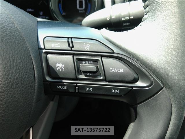 Toyota YARIS 2020-07 8528452-26