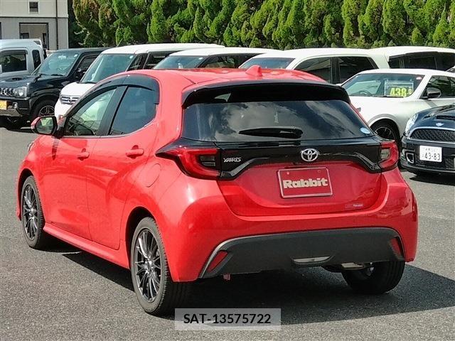 Toyota YARIS 2020-07 8528452-6