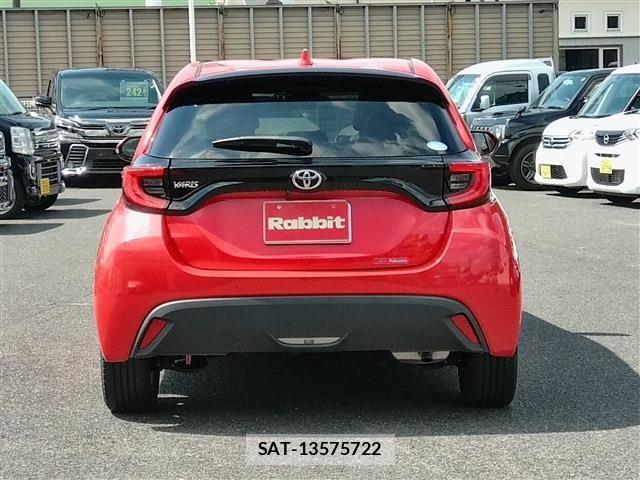 Toyota YARIS 2020-07 8528452-7