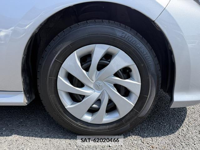 Toyota YARIS 2023-06 8528455-2