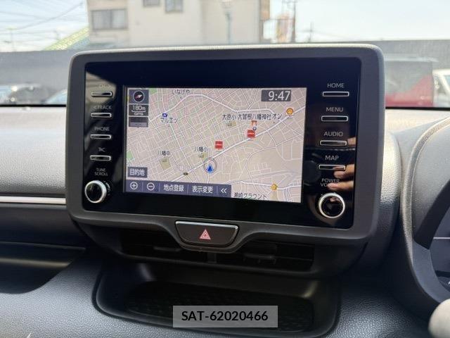 Toyota YARIS 2023-06 8528455-4