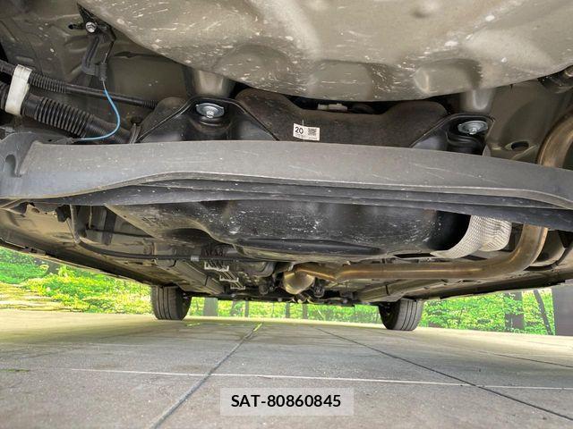 Toyota YARIS 2021-07 8528453-18