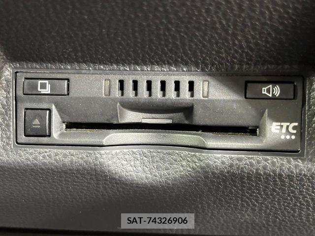 Toyota YARIS 2023-12 8528445-9