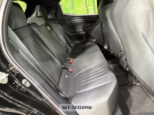 Toyota YARIS 2023-12 8528445-11