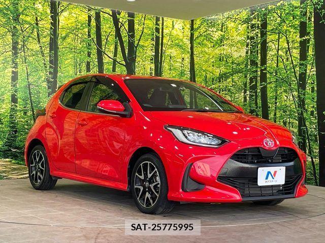 Toyota YARIS 2021-02 8528449-15