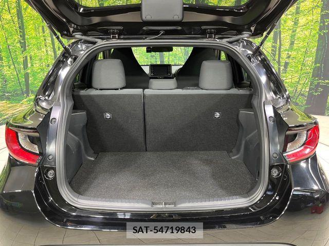 Toyota YARIS 2023-12 8528447-9