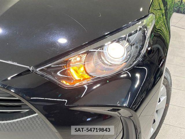 Toyota YARIS 2023-12 8528447-11