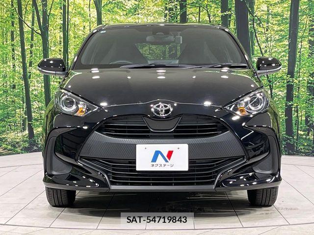 Toyota YARIS 2023-12 8528447-13
