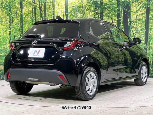 Toyota YARIS 2023-12 8528447-16