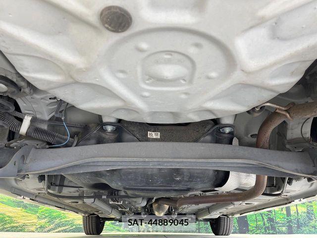 Toyota YARIS 2021-07 8528457-18
