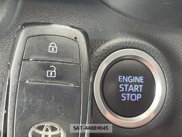 Toyota YARIS 2021-07 8528457-6