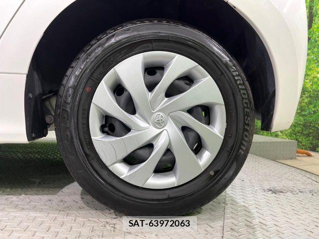 Toyota YARIS 2021-08 8528454-12