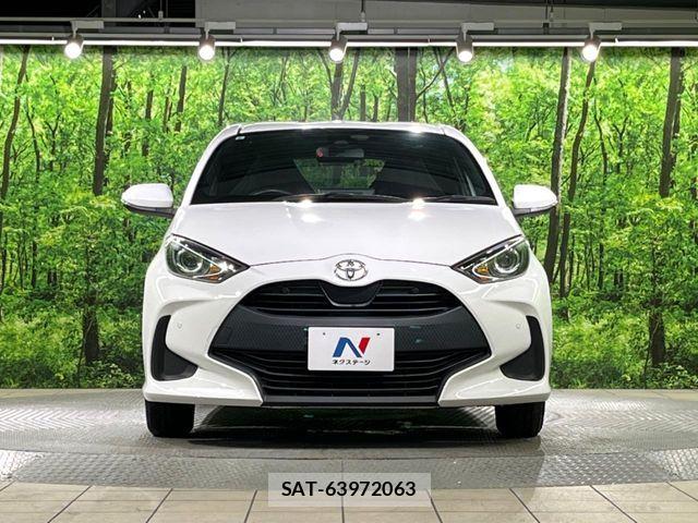 Toyota YARIS 2021-08 8528454-13