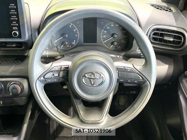 Toyota YARIS 2020-07 8564219-10