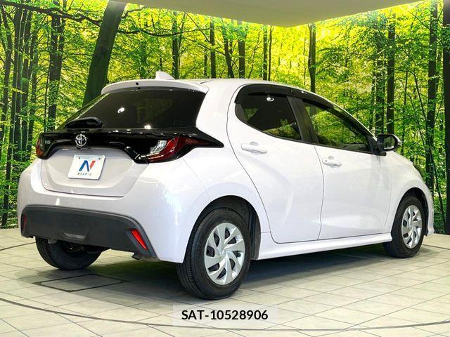 Toyota YARIS 2020-07 8564219-16